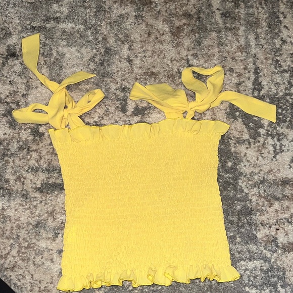 Rue 21•Bow Crop top🎀 - Picture 1 of 2